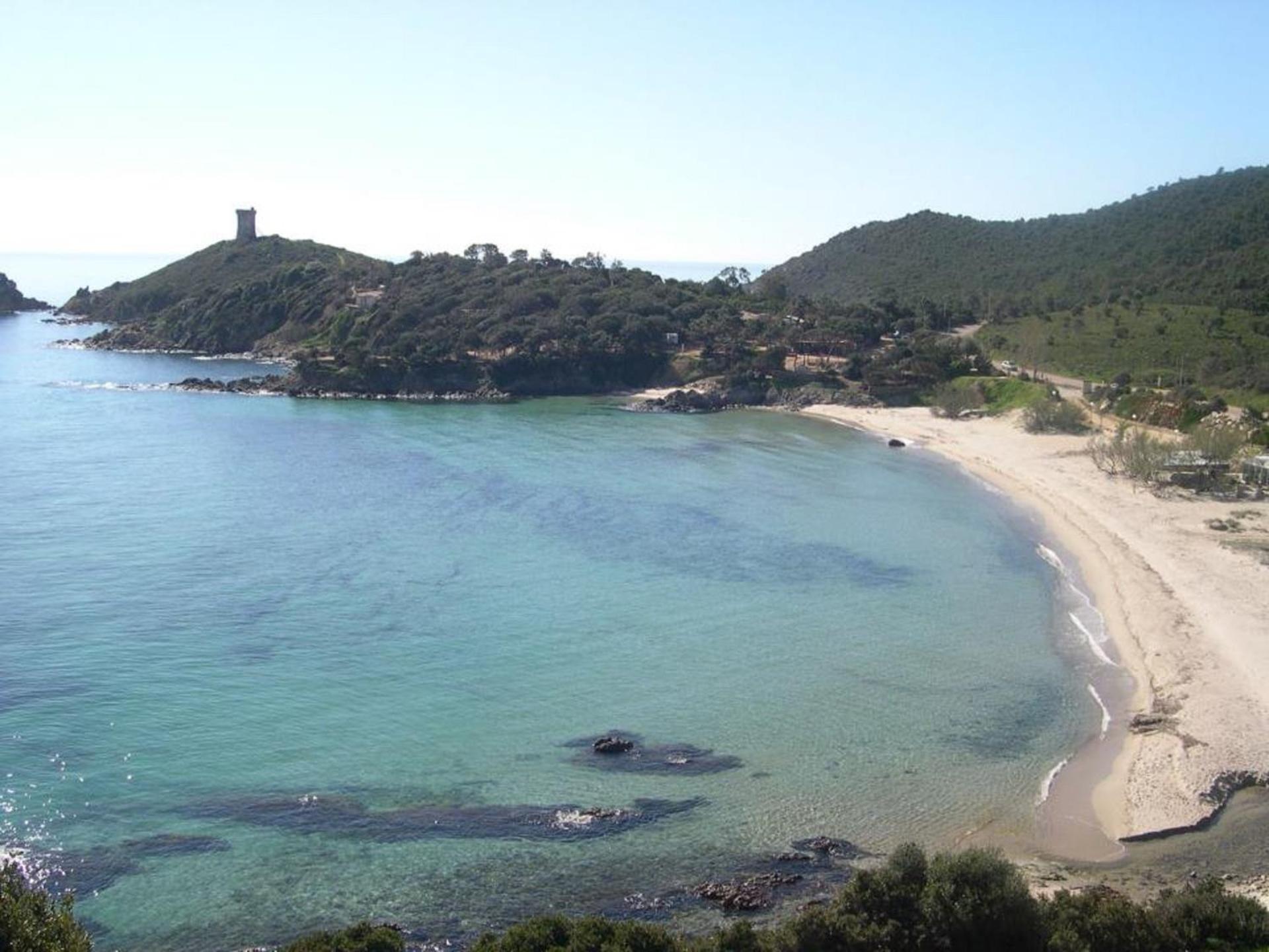 Villa La *
